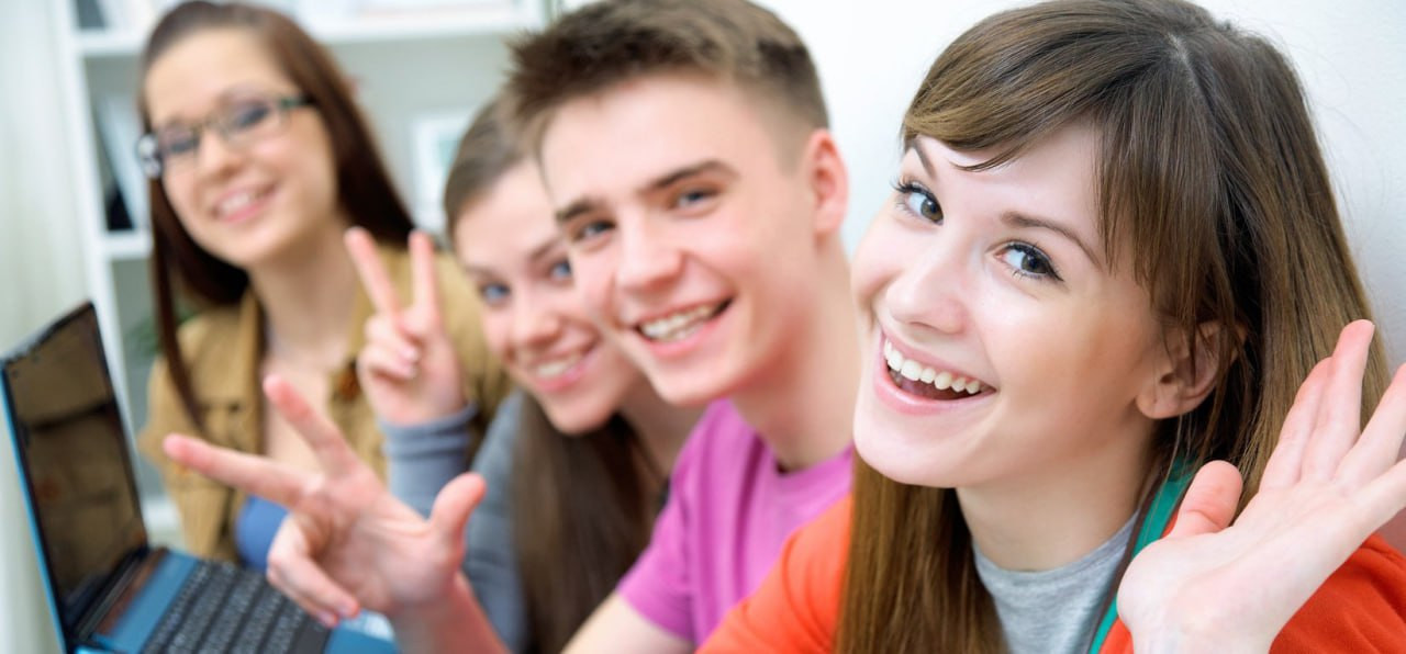 Начиная с 1 мая 2023 года, в Республике Дагестан малоимущим семьям, имеющим детей в возрасте от 17 до 18 лет, обучающихся в общеобразовательной организации (в школе) , предоставляется ежемесячное пособие на ребенка